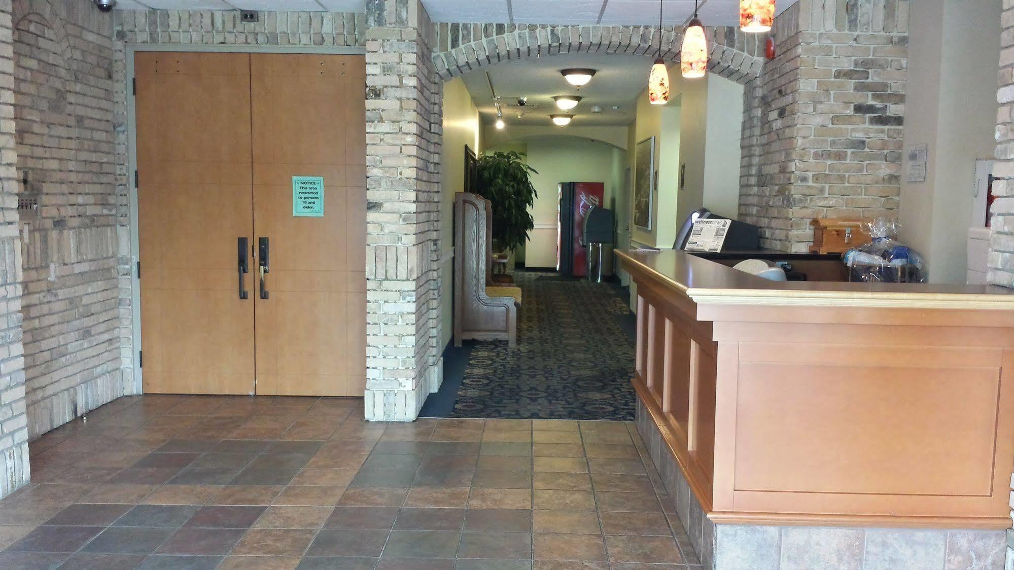 Park West Inn Winnipeg Exteriör bild